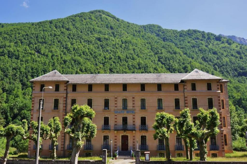 "Le Desman" Confortable T2 A La Montagne Face Aux Thermes Rando, Cure Aulus-les-Bains Luaran gambar